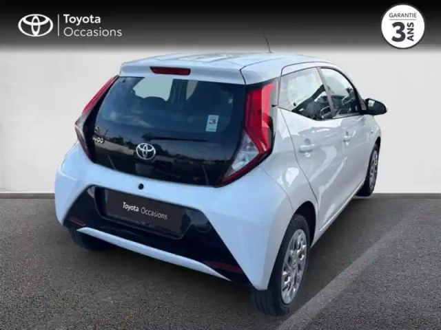 Toyota Aygo 1.0 vvt-i 72ch x-play 5p my20 — photo 7