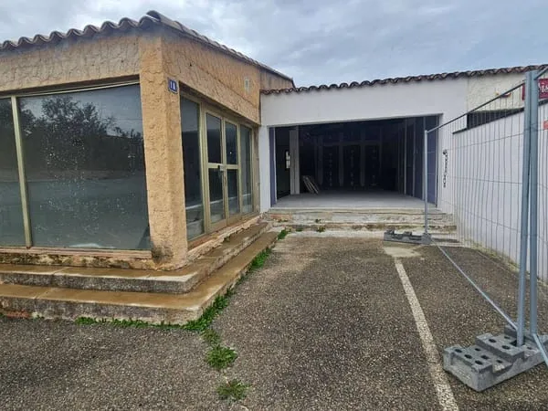 Local commercial 90 m²