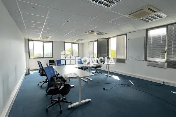 Bureaux 129 m²