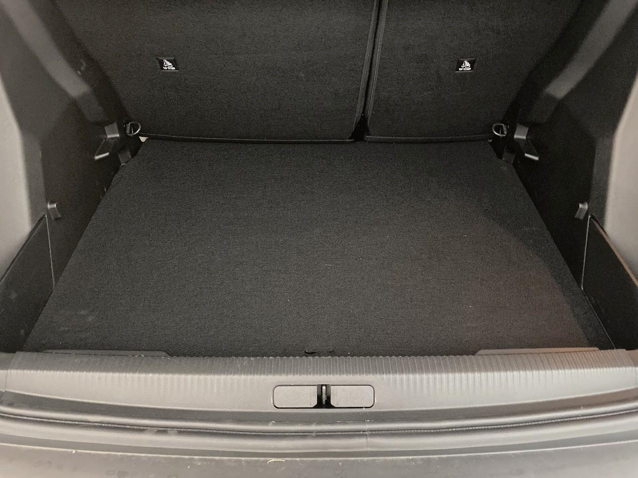 Peugeot 2008 hybrid 145 ch e-dcs6 allure — photo 6