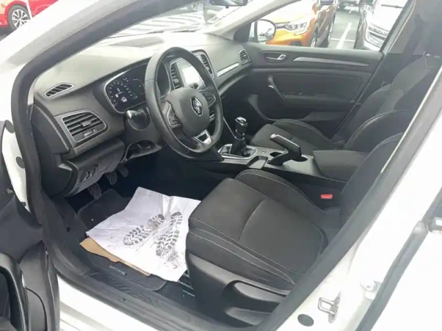 Renault Megane mégane iv berline blue dci 115 - 21b — photo 10