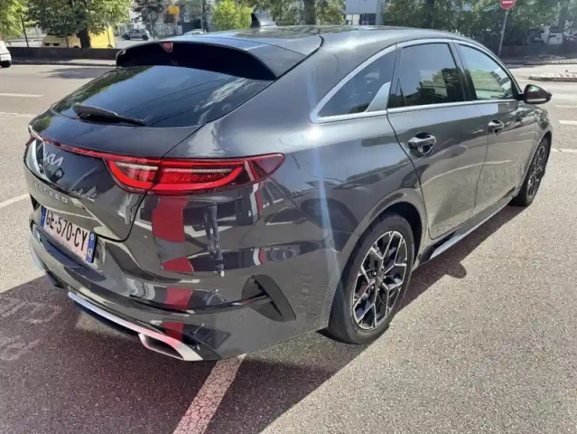 Kia Ceed 1.0 t-gdi 120 ch isg bvm6 gt line premium 5p — photo 13