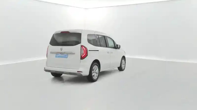 Renault Kangoo blue dci 95 — photo 19