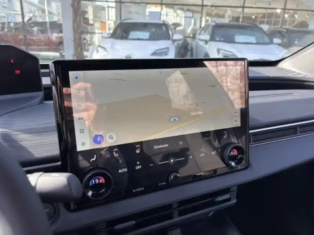 Toyota C-Hr design grande autonomie 77 kwh 224ch + — photo 15