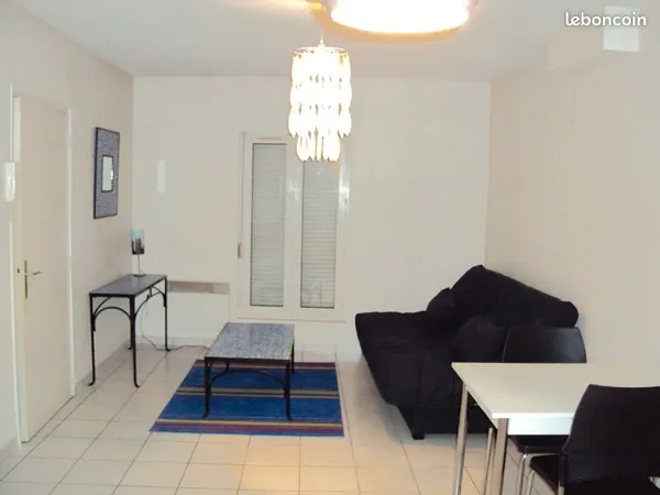 Studio meublé Brive proche gare