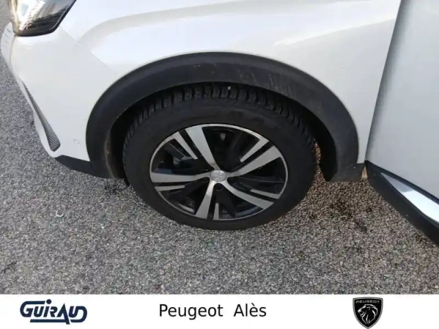 Peugeot 3008 puretech 130ch s&amp;s eat8 — photo 11