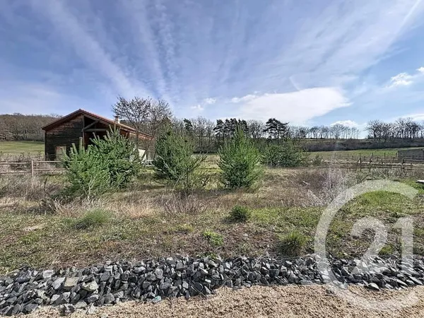 Terrain 349 m²