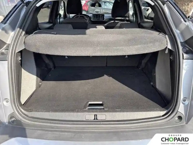 Peugeot 2008 puretech 100 s&amp;s bvm6 — photo 6