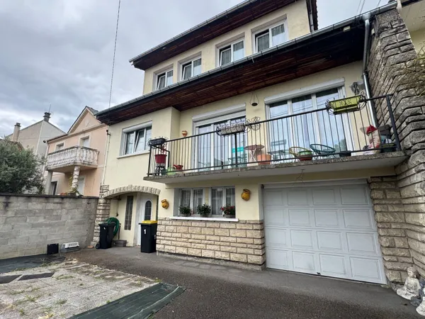 Maison 7 pièces 150 m²