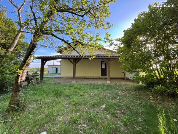 Maison, 3 chambres, dépendances et 6600 m² de terrain avec puits