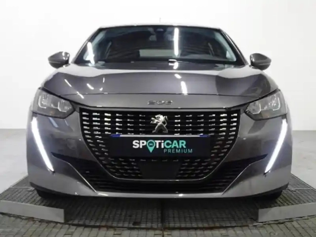 Peugeot 208 1.2 puretech 100ch s&amp;s roadtrip eat8 — photo 2