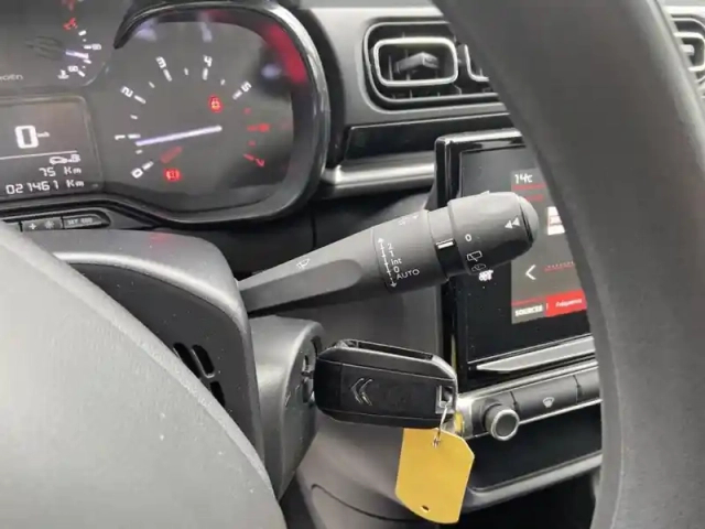 Citroën C3 puretech 83 ch bvm5 plus — photo 18