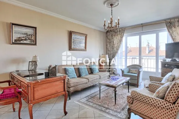 Appartement 4 pièces 82 m²