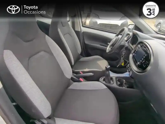 Toyota Aygo X 1.0 vvt-i 72ch dynamic my23 — photo 6