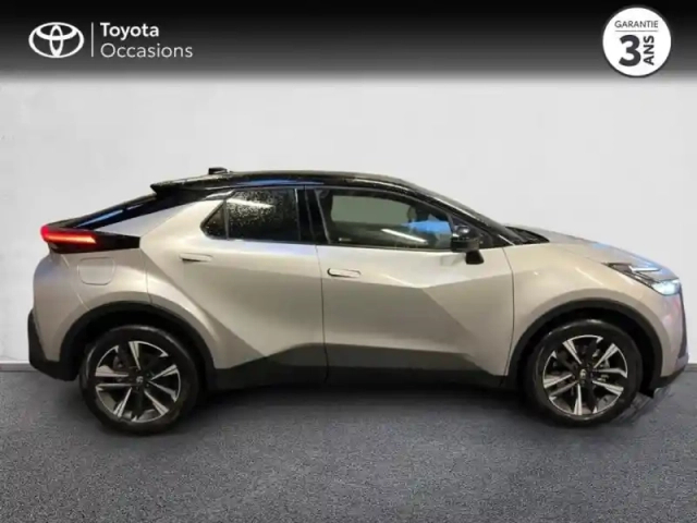Toyota C-Hr 2.0 hybride rechargeable 225ch graphic my26 — photo 9
