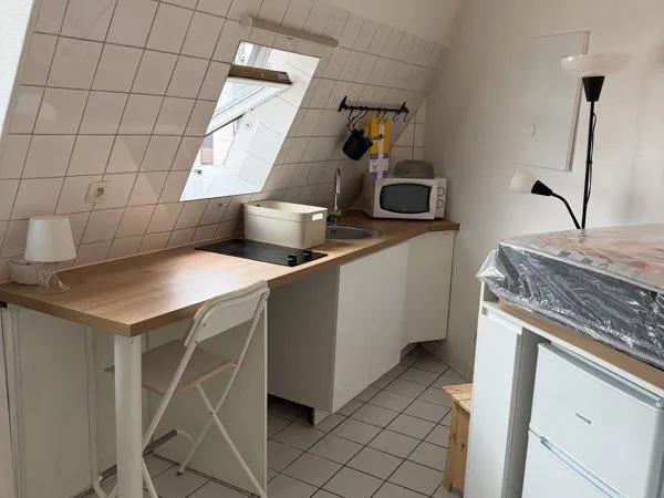 Studio métro porte de Champerret