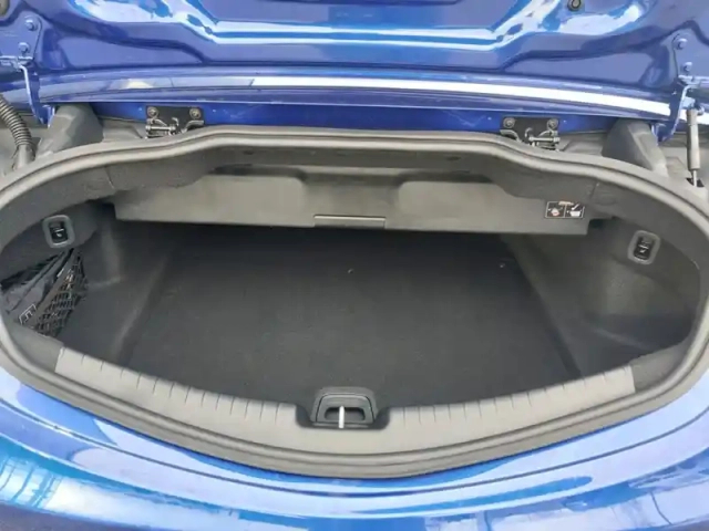 Mercedes Cle 220 d amg line — photo 3