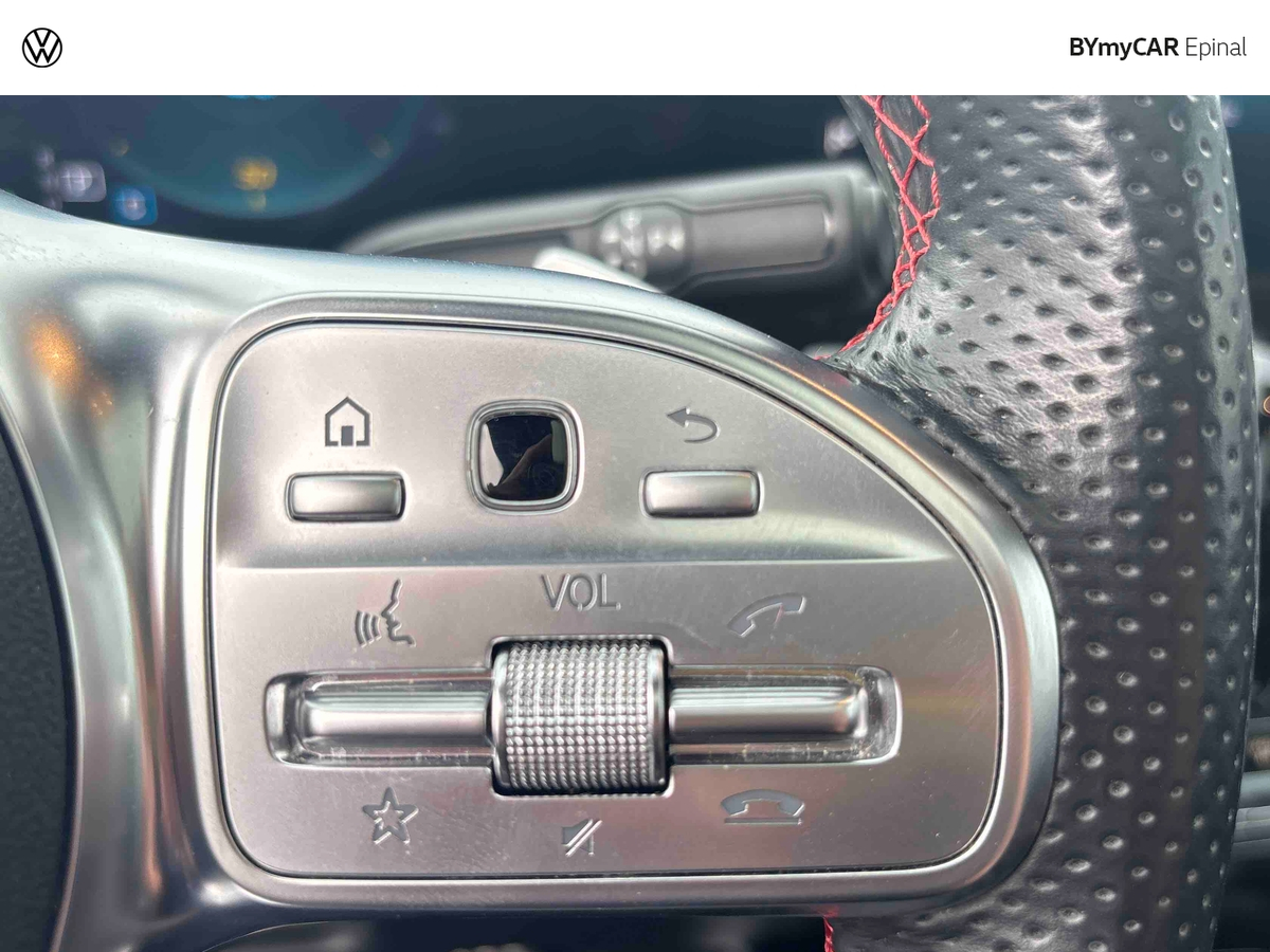 Mercedes EQA 250 — photo 19