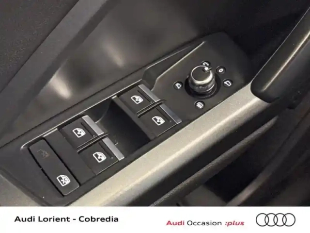 Audi Q3 sportback 35 tdi 150ch s edition s tronic 7 — photo 11