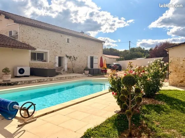 Maison en pierre