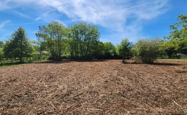 Terrain constructible à Saint-Capraise-de-Lalinde ? Secteur La Castelle
