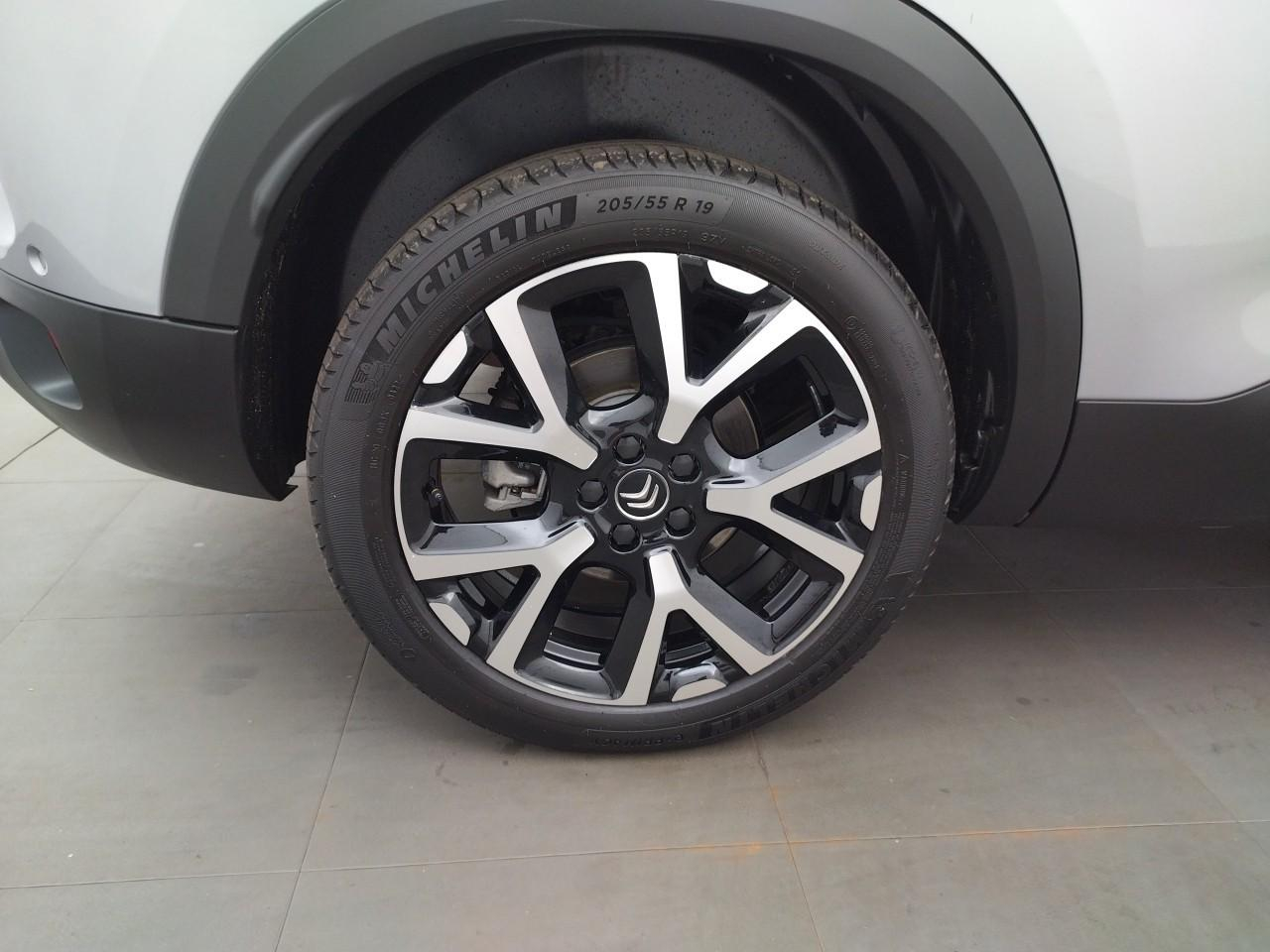 Citroën C5 Aircross hybride rechargeable 225 s&s e-eat8 shine — photo 27