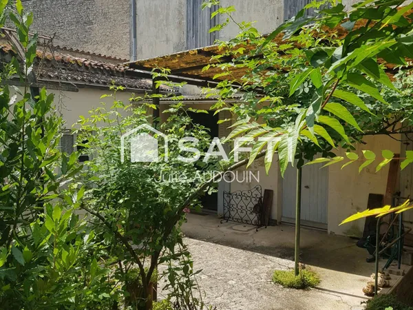 Maison de ville - Matha Proche CENTRE BOURG