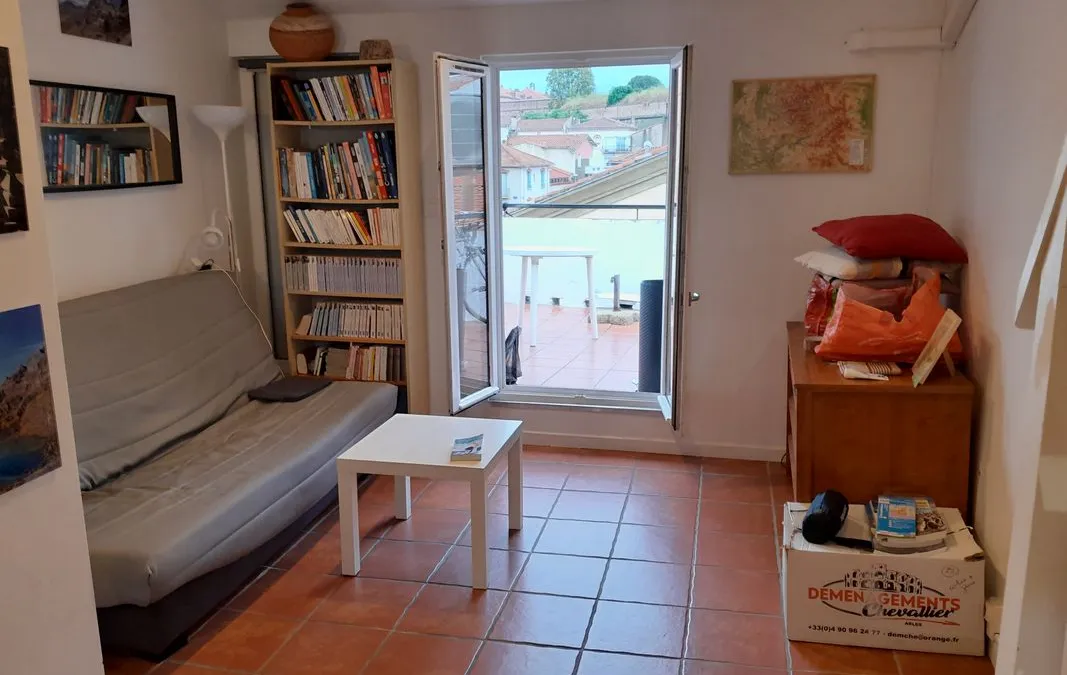 Photo 1