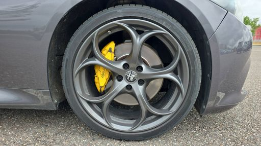 Alfa Romeo Giulia 2.2 JTD 210 Q4 AT8 - Veloce Ti – 2020 – 115288 km – Diesel – Boîte Automatique — photo 33