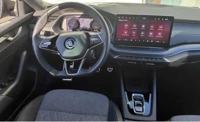 Skoda Octavia combi 2.0 tdi 150 ch scr dsg7 — photo 26