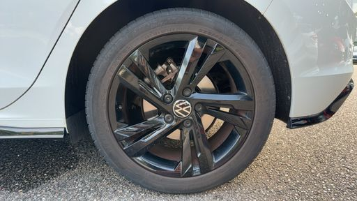 Volkswagen Golf 1.5 eTSI 130 DSG7 - R-Line – 2022 – 39538 km – Hybride essence – Boîte Automatique — photo 41
