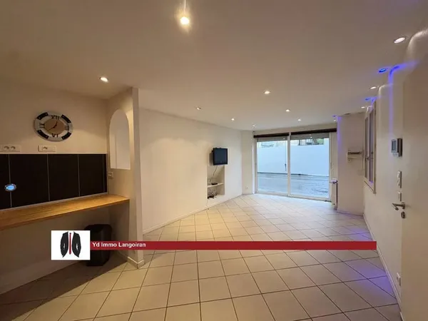 Local commercial / Appartement Langoiran