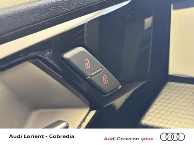 Audi A1 sportback 25 tfsi 95ch advanced — photo 12