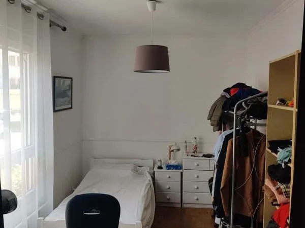 Chambre meublée en colocation dans T4 à Lyon 3