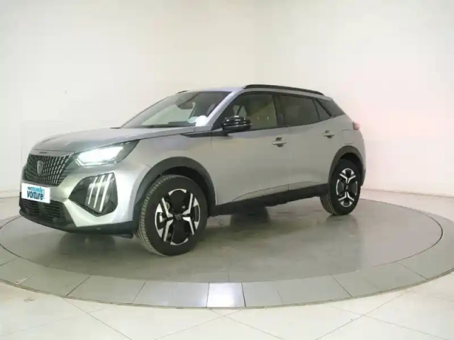 Peugeot 2008 hybrid 136 e-dcs6