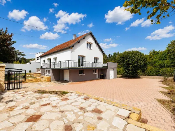 Maison 6 pièces 180 m²