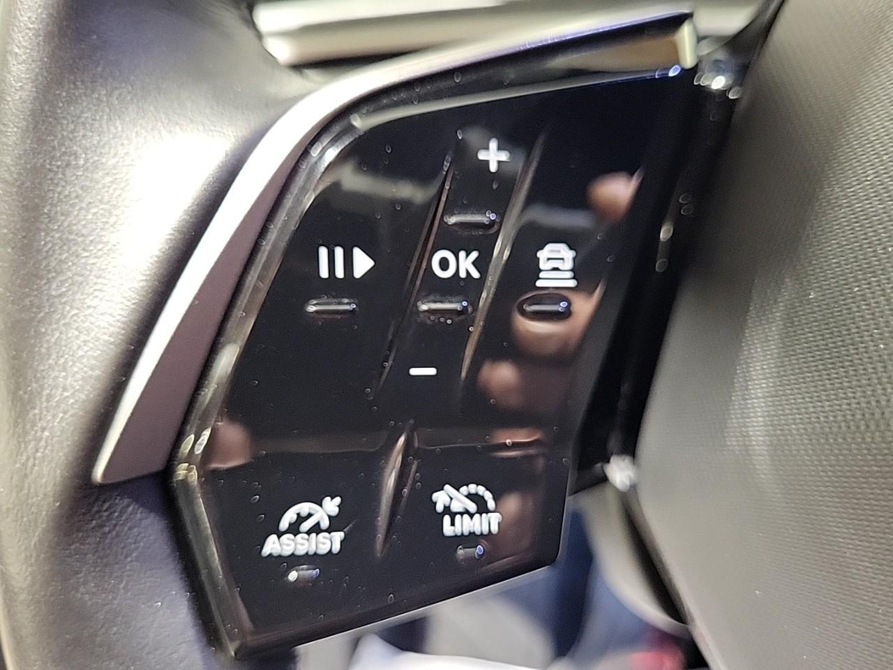 Peugeot 5008 hybrid 145 ch e-dcs6 allure — photo 22