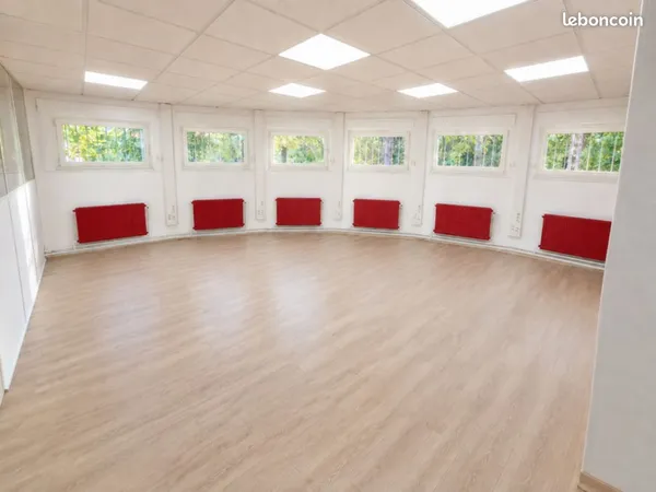 Bureaux 60 m² + 2 Parkings - Fibre - Sécurité - Proximité Ligne L