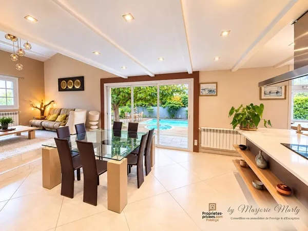 Vente Propriété 9 pièce(s) 230 m2 - Parcelle1450 m2 - Saint Marcel sur Aude (11120 )