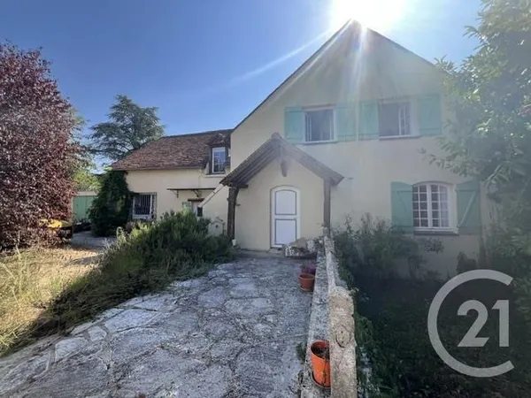 Maison 8 pièces 220 m²