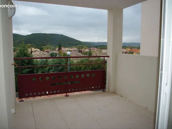 Appartement T3 avec deux extérieurs + place de parking