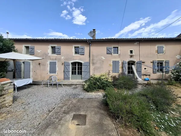 Propriété 8 pièces 179 m²