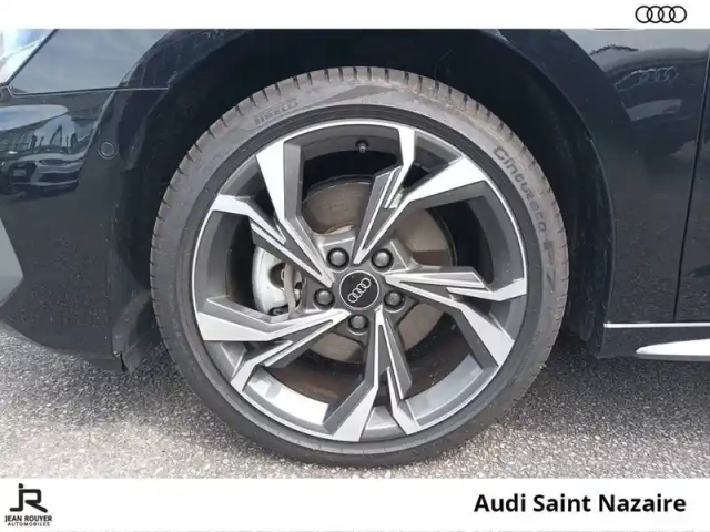 Audi A3 sportback 40 tfsie 204 s tronic 6 — photo 8