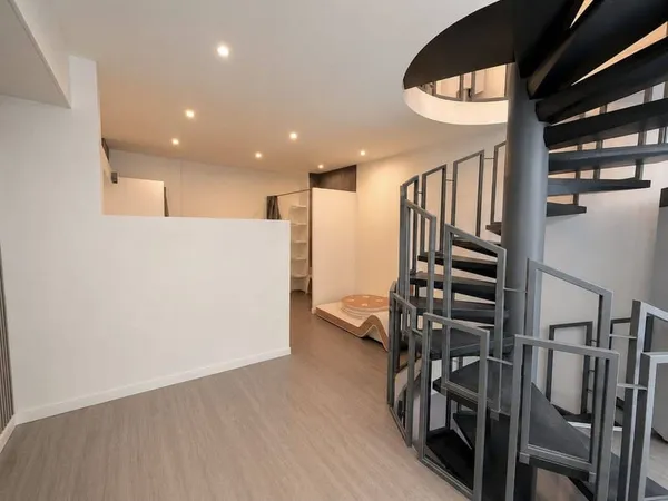 Boutique 84 m²