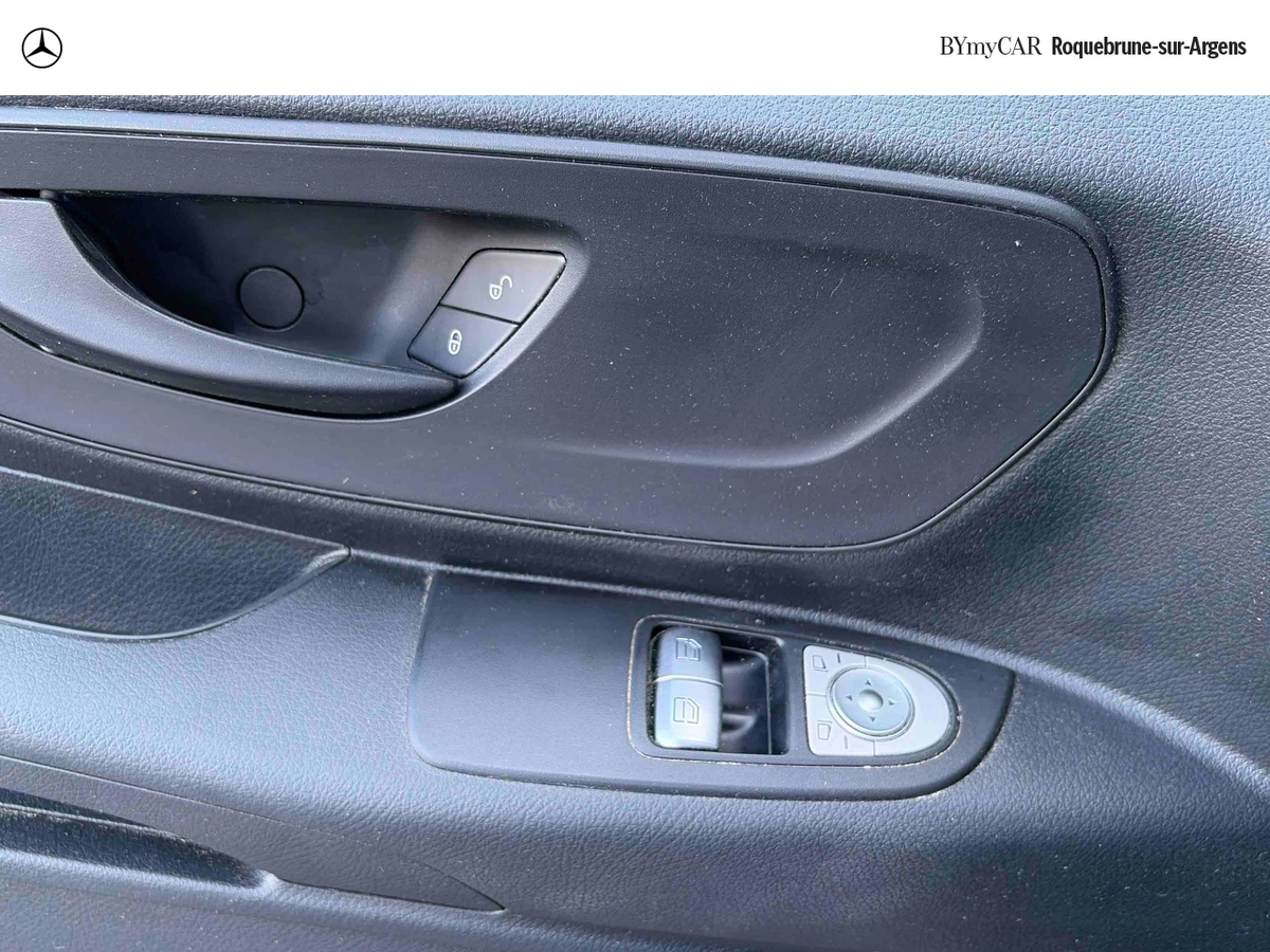 Mercedes VITO FOURGON 114 CDI LONG BVA RWD — photo 15