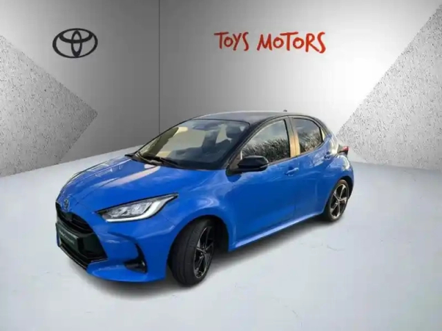 Toyota Yaris hybride 130h première