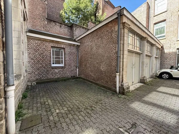 Parking 15 m²