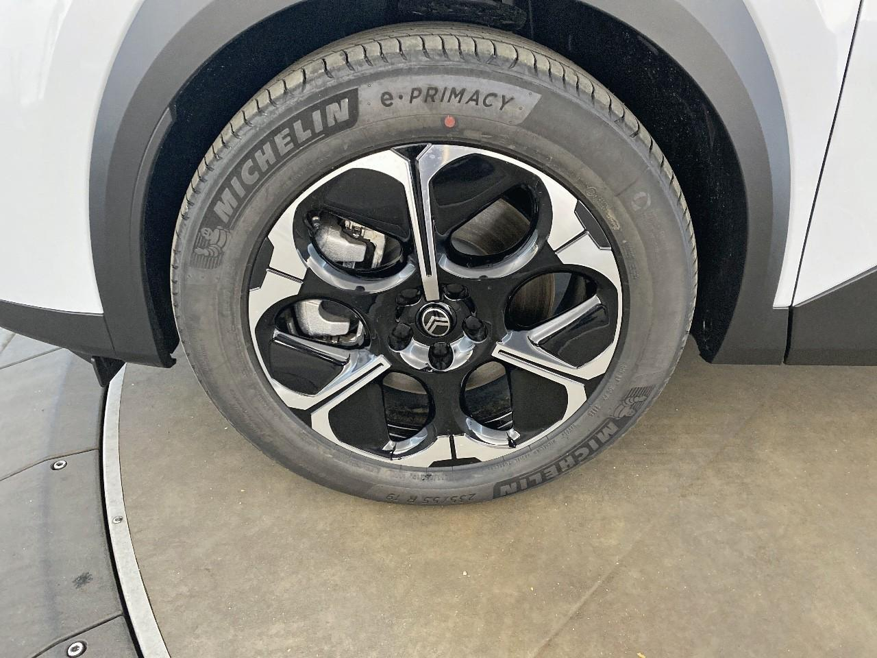 Citroën C5 Aircross hybride rechargeable 195 ch e-eat7 max — photo 11