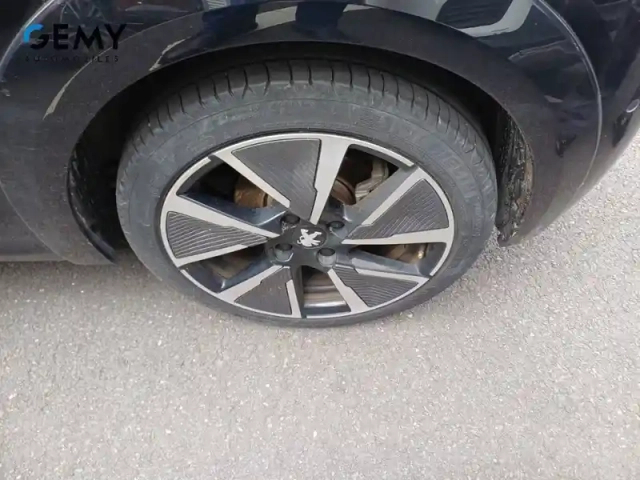 Peugeot 208 electrique 50 kwh 136ch — photo 11