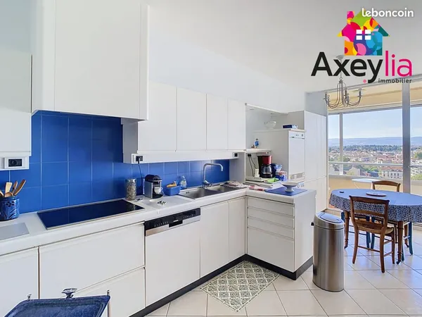 Appartement 5 pièces 160 m²